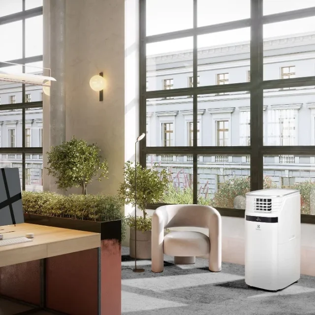 Кондиционер мобильный Electrolux Ice Column EACM-20 JK/N3 — изображение 9